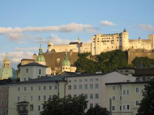 Wycieczka do Salzburga z Jeziorami Alepejskimi BB