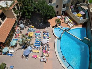 Hotel Canifor **** - Śniadania