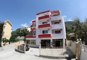 Albania/Wczasy/Hotel Leon