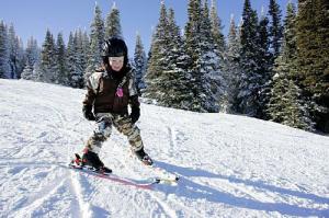 Pierwsze Kroki z Nartami i Snowboardem