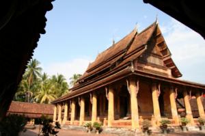 LAOS OD KUCHNI - MOTOCYKLAMI PO DROGACH I BEZDROŻACH