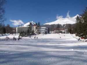 jeździmy na nartach i snowboardzie