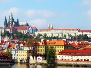 Wycieczka Szkolna 2 dni Kudowa Zdrój + Błędne Skały + Praga