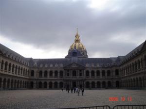 BARCELONA - PARYŻ - LOURDES
