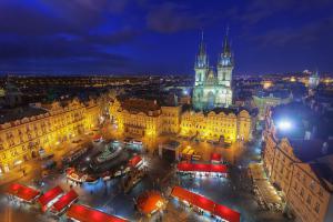 Jarmark Bożonarodzeniowy Praga z noclegiem BB
