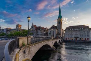 Wycieczka Alpejska Kraina Lichtenstein Szwajcaria Francja 2023