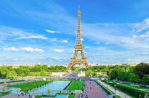 Wycieczka samolotowa weekend w Paryżu 3 dni 2022