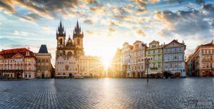Wycieczka objazdowa 3 stolice Południowe (Bratysława, Praga, Wiedeń) 2025