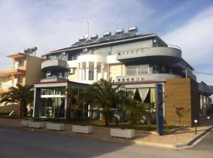 Wczasy W Grecji  Parali - Hotel Yakinthos