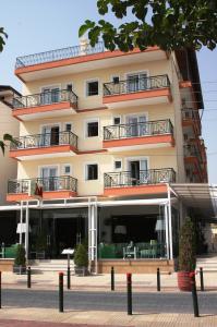 Grecja  Paralia  Hotel Konstantin***