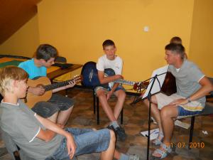 Obóz Gitarowy w Nowej Morawie