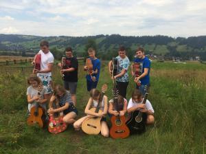 Z gitarą u stóp Giewontu w Zakopanem
