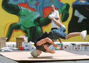 HIP-HOP! BREAKDANCE! FLASH