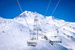 Obóz Snowboardowy Andora wylot z Wrocławia 2024