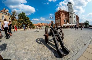 Wycieczka do Sandomierza i Kazimierza Dolnego (Szlak Renesansu) BB