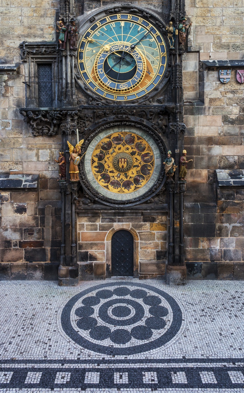 Praski orloj. fot. Michal VitaÌsek
